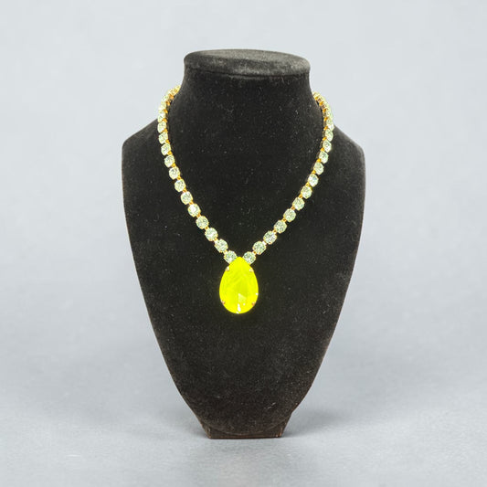 Melinda Necklace in peridot and neon yellow
