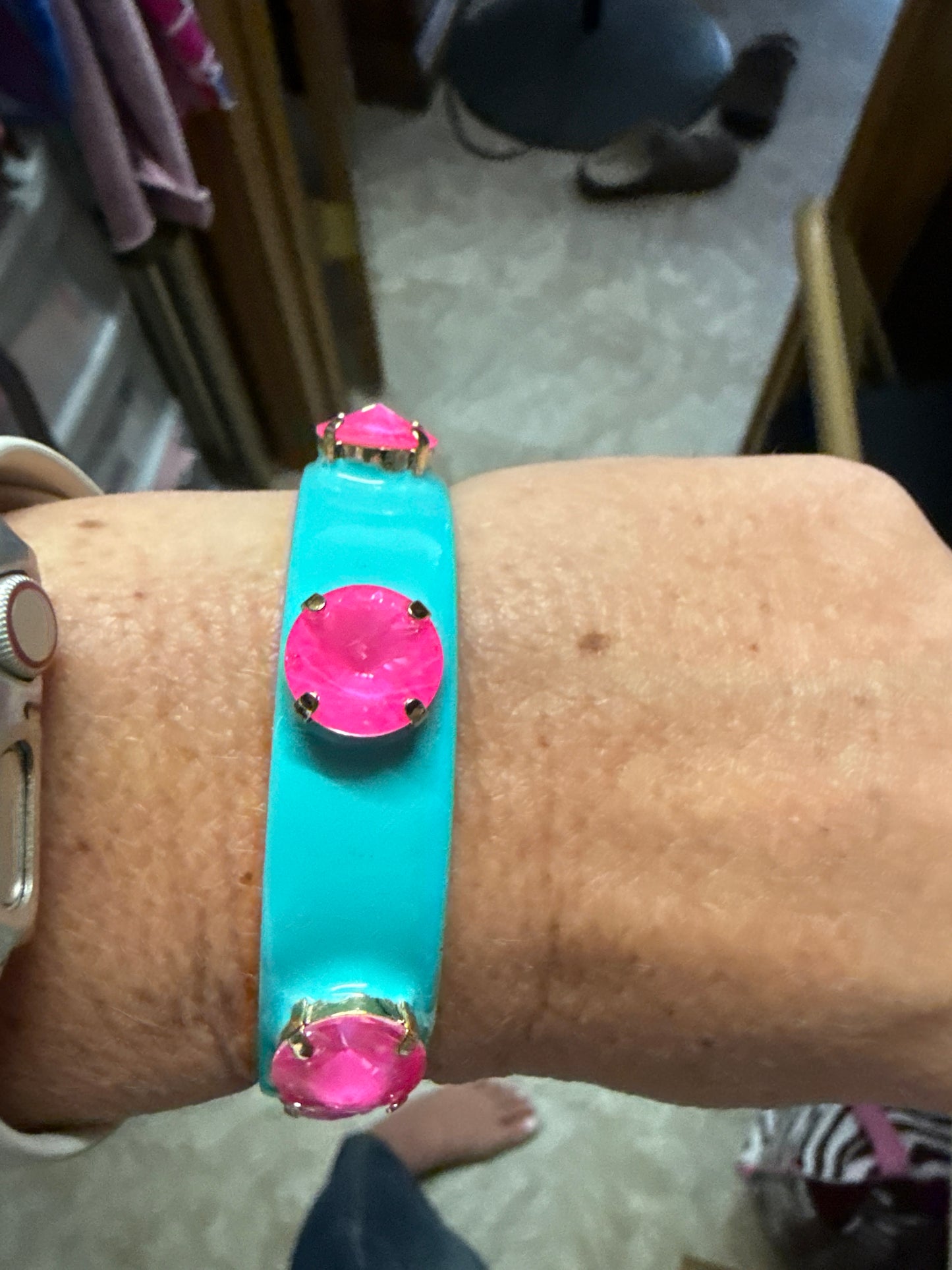 Lindsey cuff