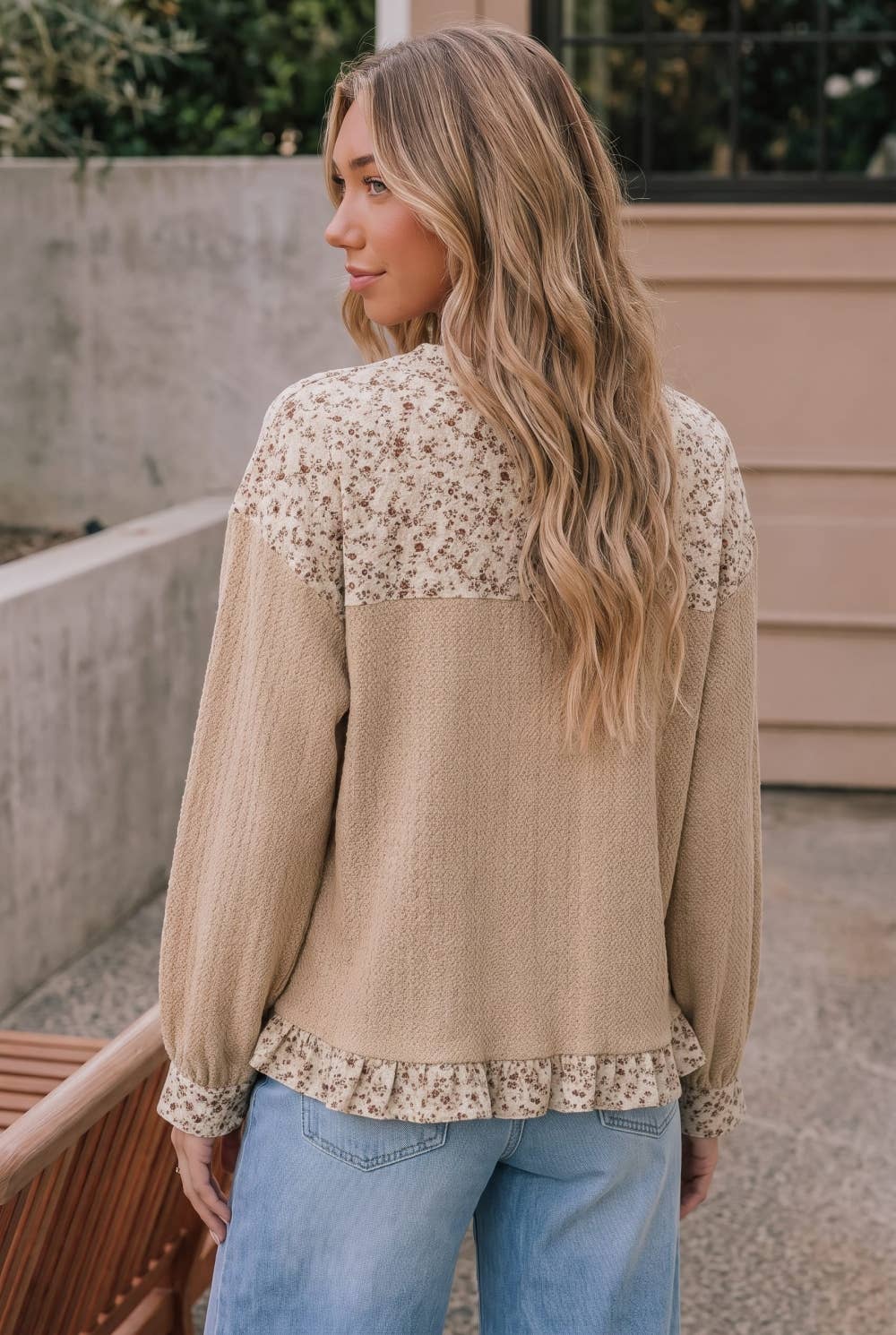 WAVE LACE WITH DIZZY FLOWER CONTRAST AND POCKET