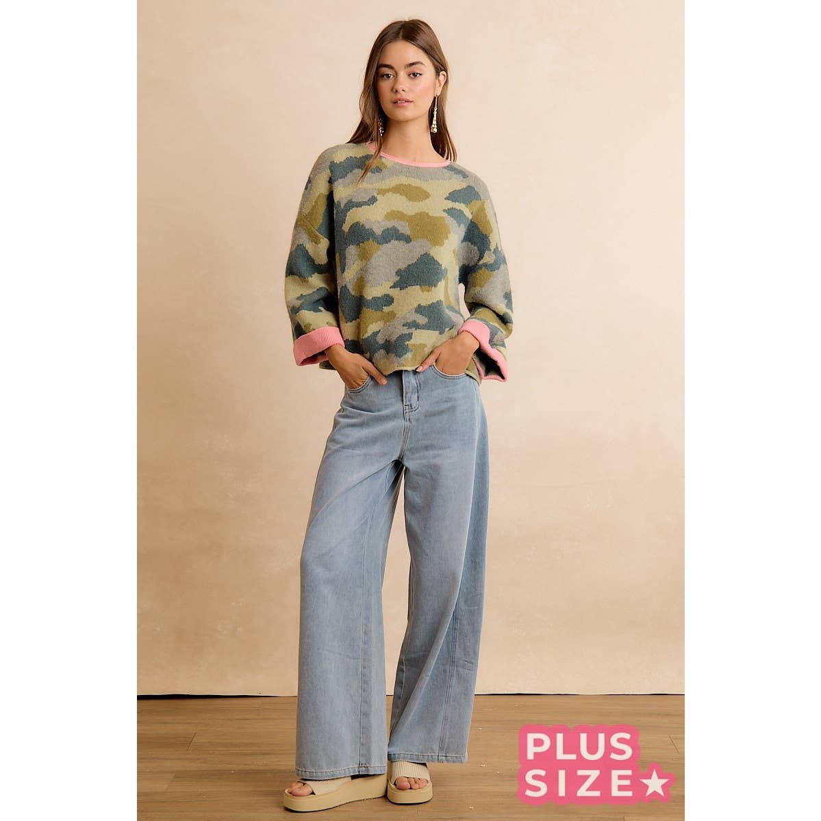 SOFT CAMO CONTRAST NECK AND ROLL UP SWEATER